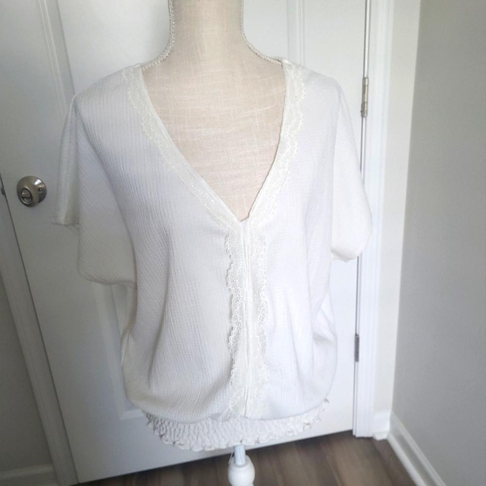 Gyft off white Top